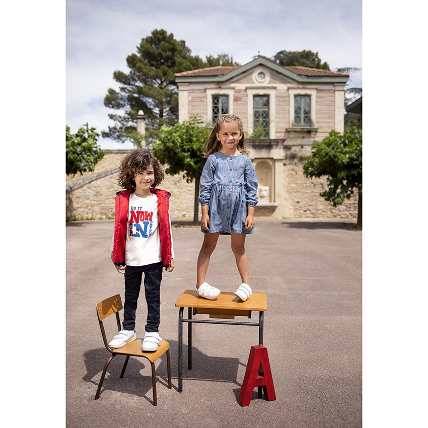Vestido de chambray manga larga rayas y corazones bordados 