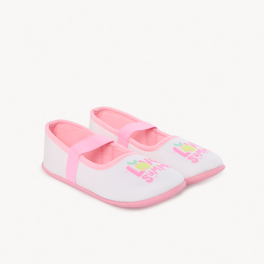 Zapatillas de verano para niña. 