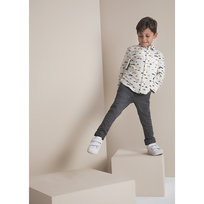 Pantalón slim de twill con efecto arrugado para niño 