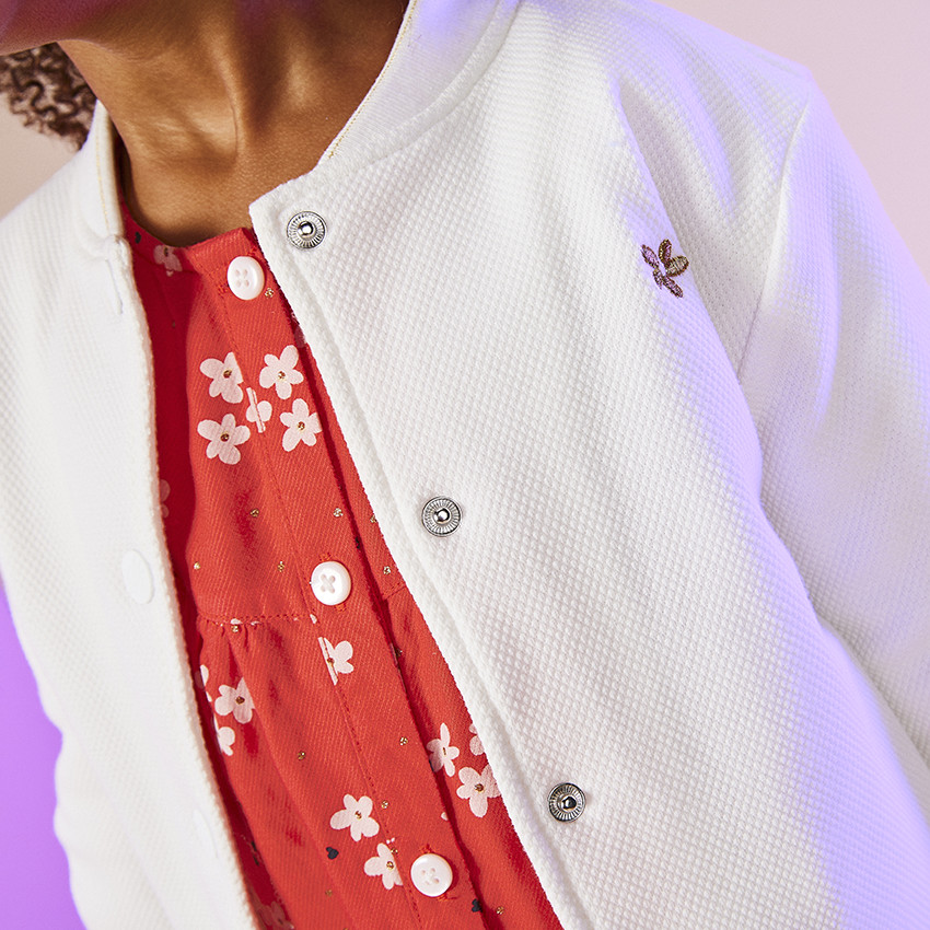 Vestido de niña de manga larga con volantes y estampado floral 