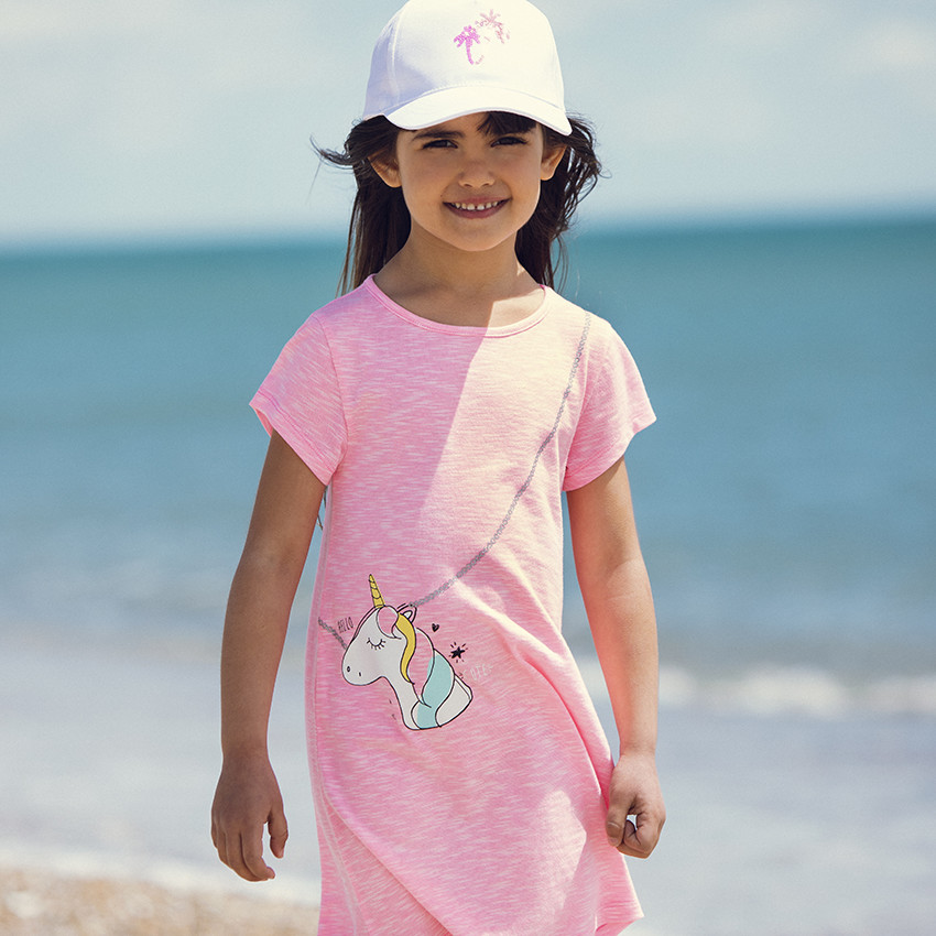 Gorra blanca con palmeras en lentejuelas 