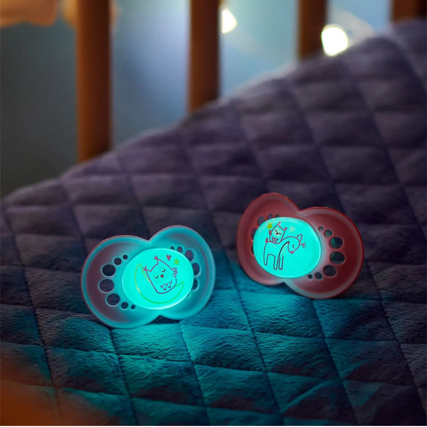 Pack 2 chupetes látex Original Night 6M+ niña (modelo aleatorio) 