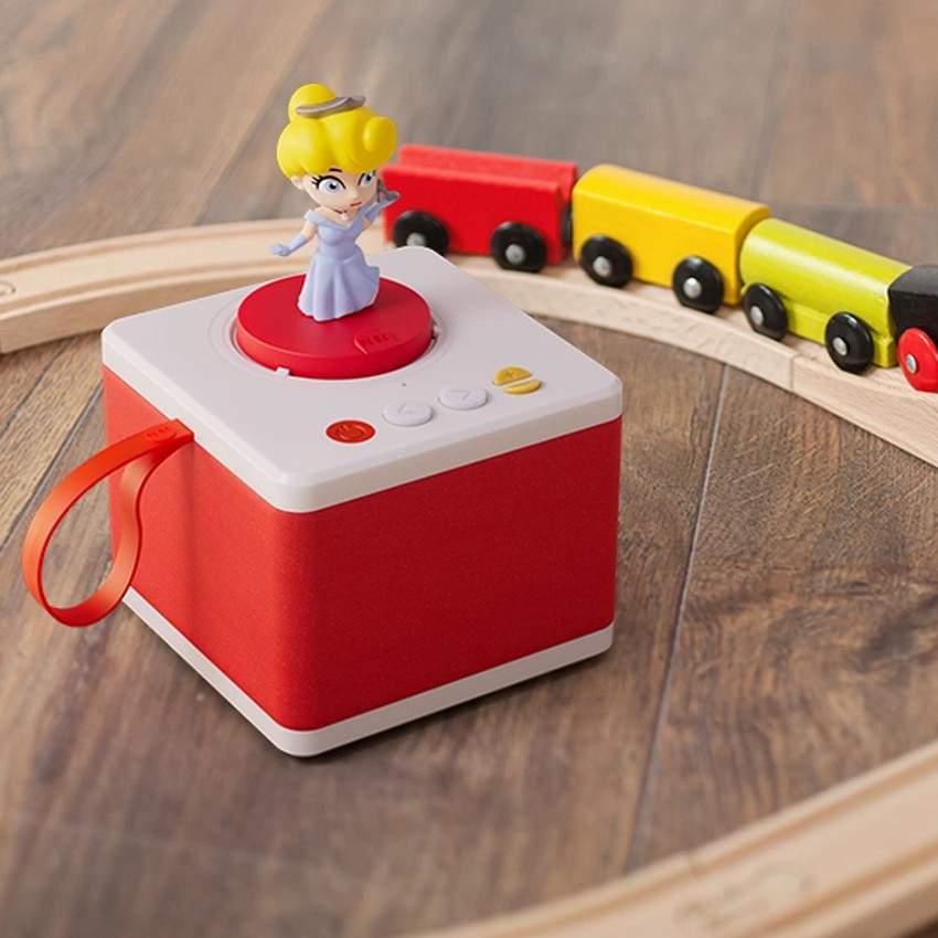 Figurita sonora Cenicienta para cuentacuentos Starter Set Faba y Starter Set Faba + 