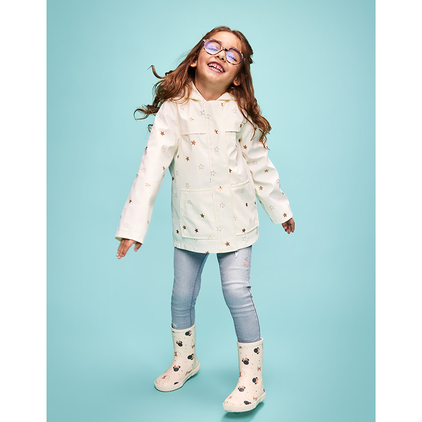 Parka goma con capucha forrada de jersey y estampado de estrellas para niña  Additional Parka goma con capucha forrada de jersey y estampado de estrellas para niña