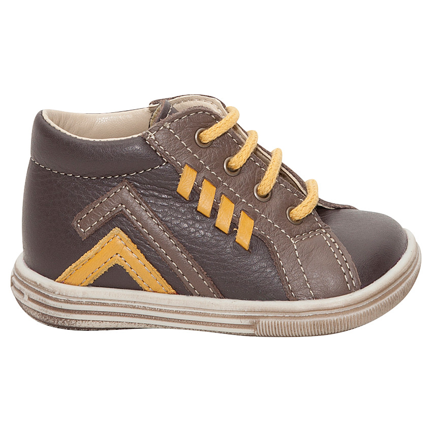 Botas de cuero chocolate con cordones en contraste  Additional Botas de cuero chocolate con cordones en contraste