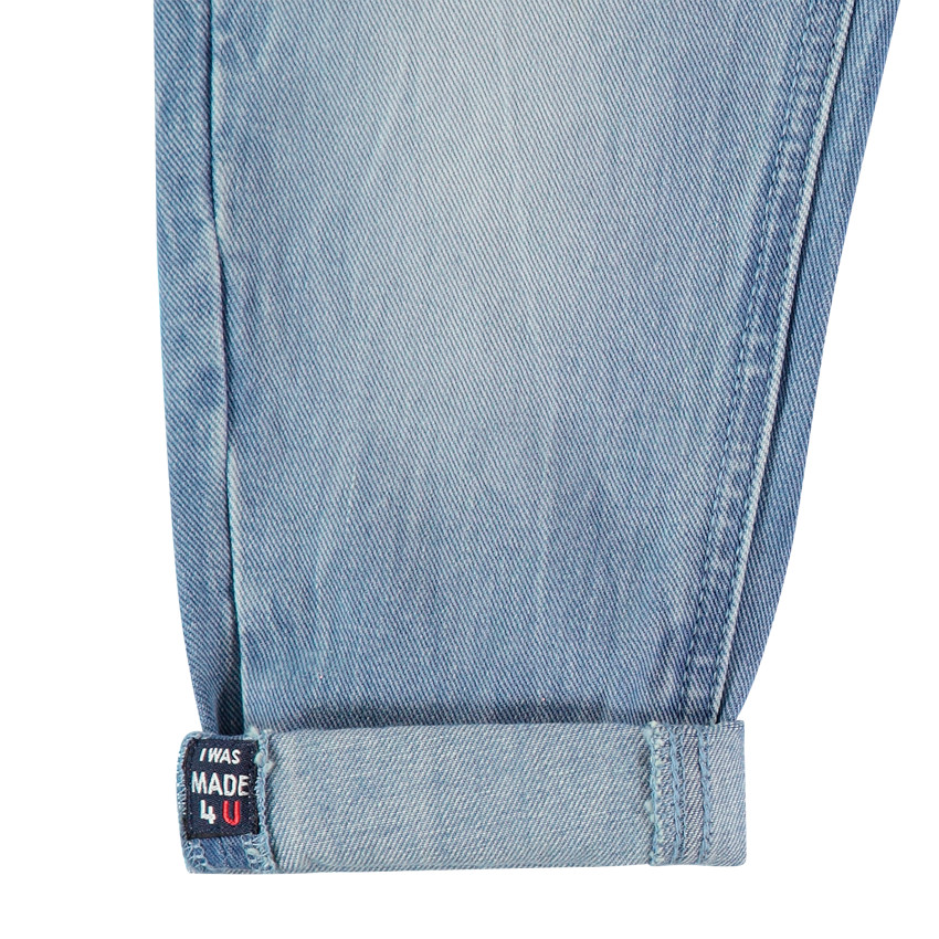 Pantalón pirata vaquero recto con efecto desgastado y arrugado  Additional Pantalón pirata vaquero recto con efecto desgastado y arrugado