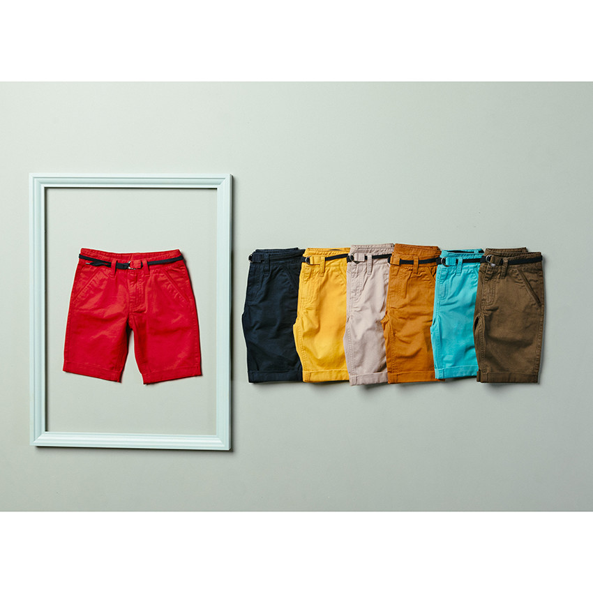 Bermudas de algodón lisas con cinturón ajustable 