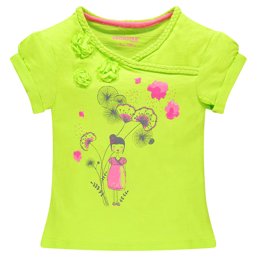 Camiseta manga corta cosidas con estampado fantasía y flor 