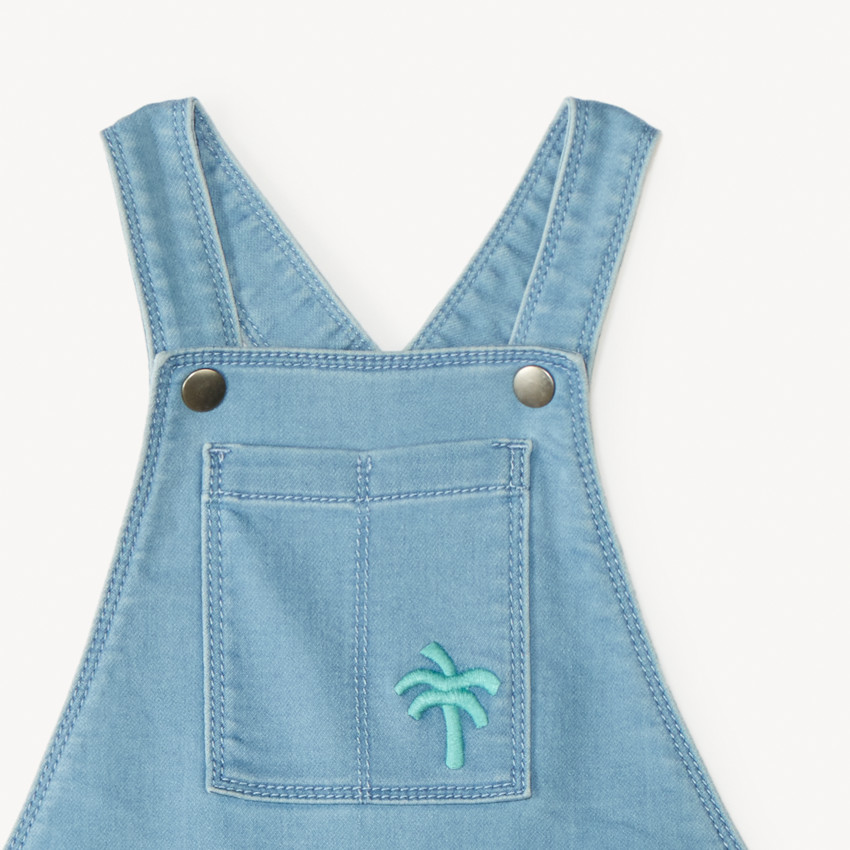Peto corto de vaquero estilo workwear con bordado de palmera para bebé niño 