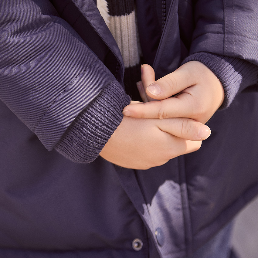 Parka con capucha y pelo sintético desmontable para niño  Additional Parka con capucha y pelo sintético desmontable para niño