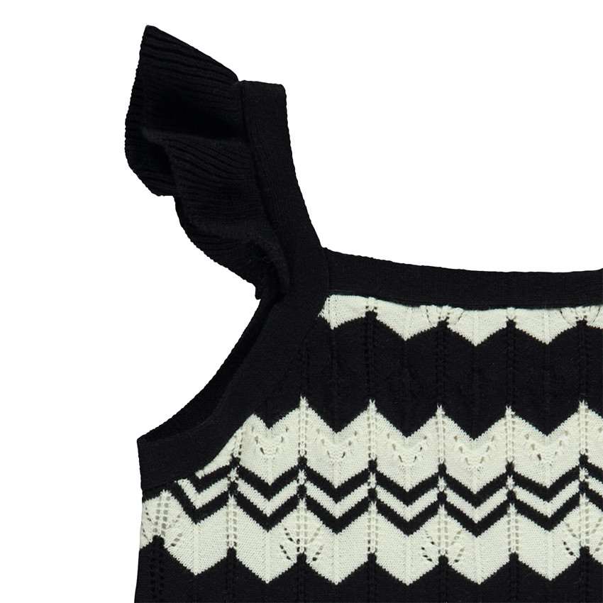 Pelele corto de crochet con estampado azteca para niña 