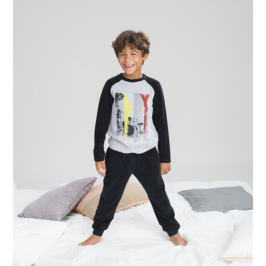 Pijama de terciopelo bicolor con estampado de estilo rock 