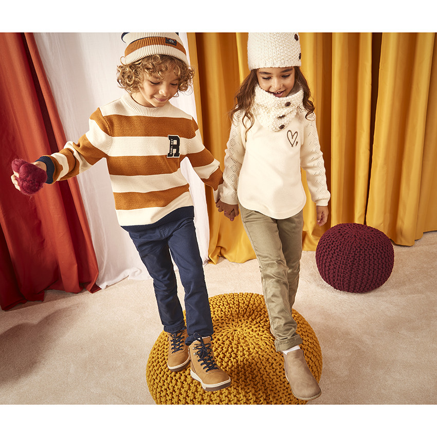 Pantalón slim de twill con efecto arrugado para niño  Additional Pantalón slim de twill con efecto arrugado para niño