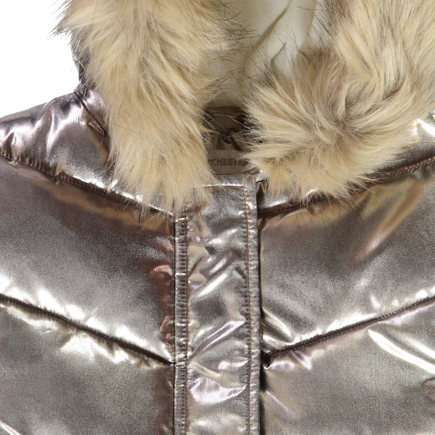 Chaqueta con capucha de piel sintética impermeable con forro de sherpa 