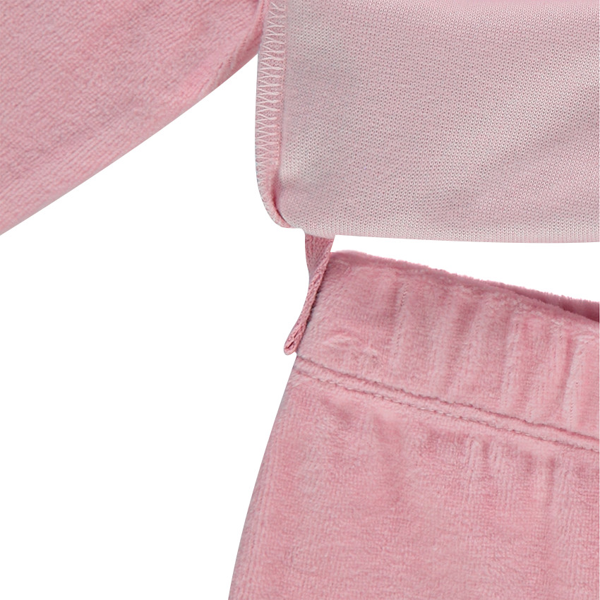 Pijama de terciopelo con pájaro estampado 