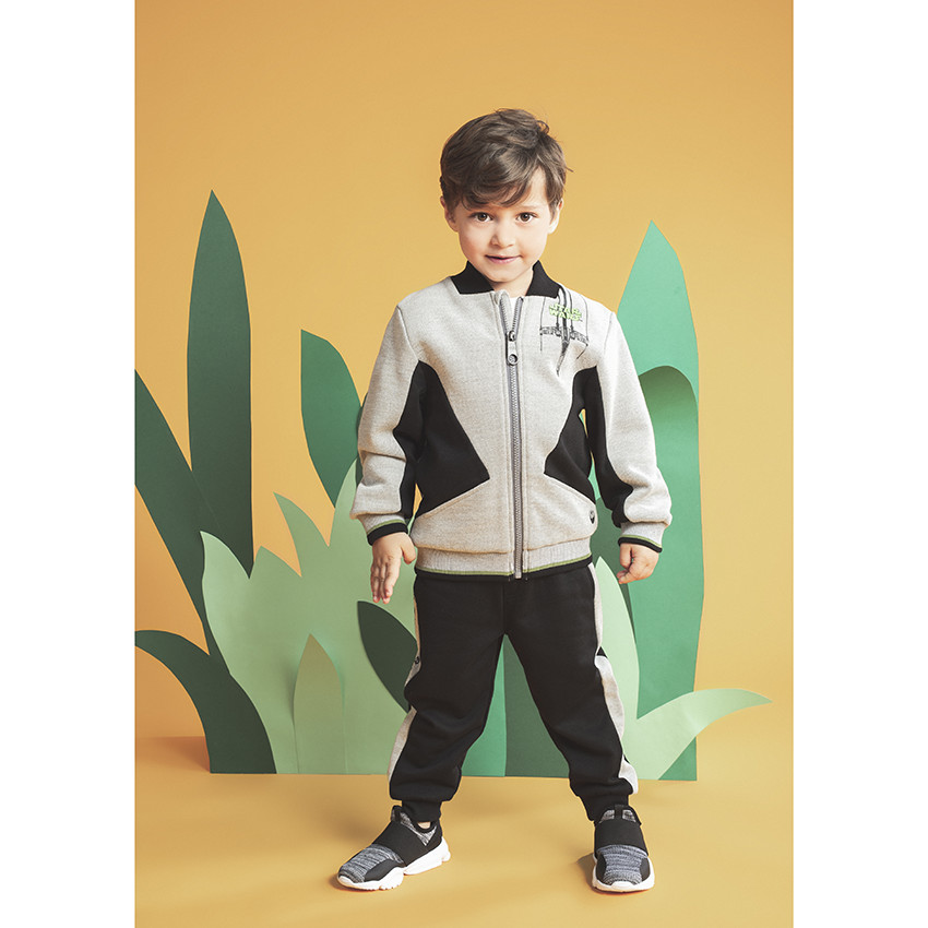 Zapatillas jaspeadas con gran elástico sin cordones 