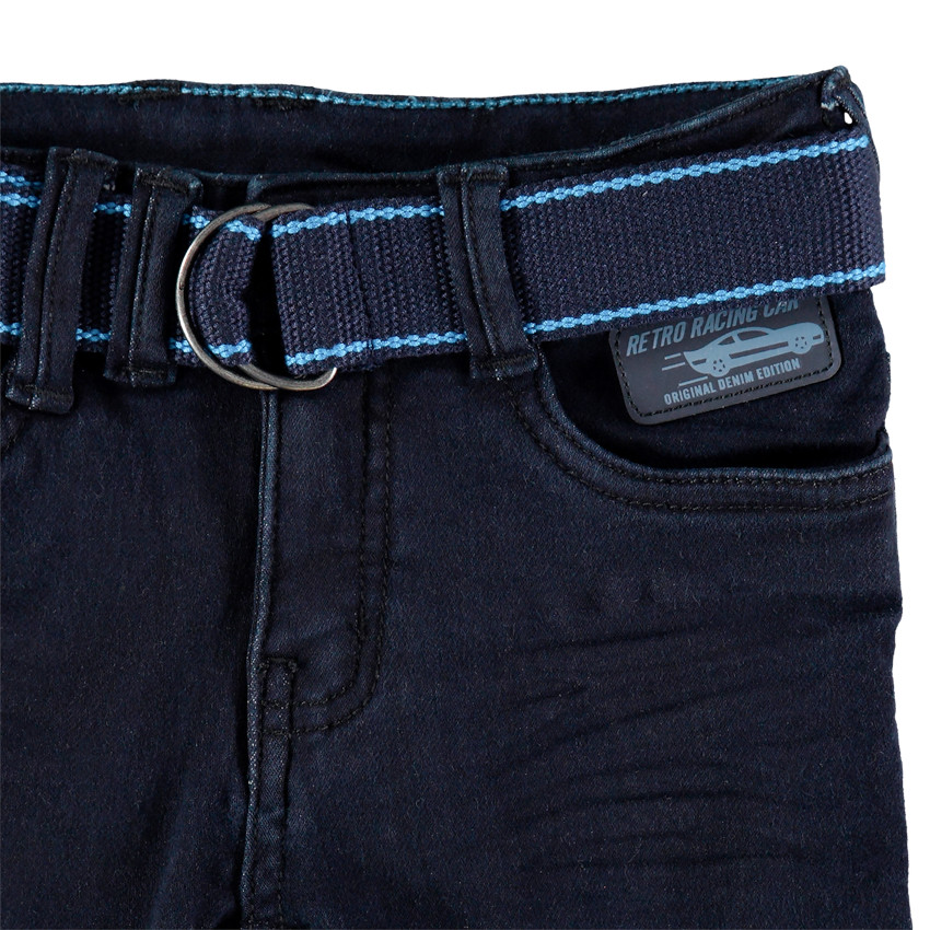 Vaquero con efecto desgastado y arrugado con dobladillo teñido y cinturón desmontable 