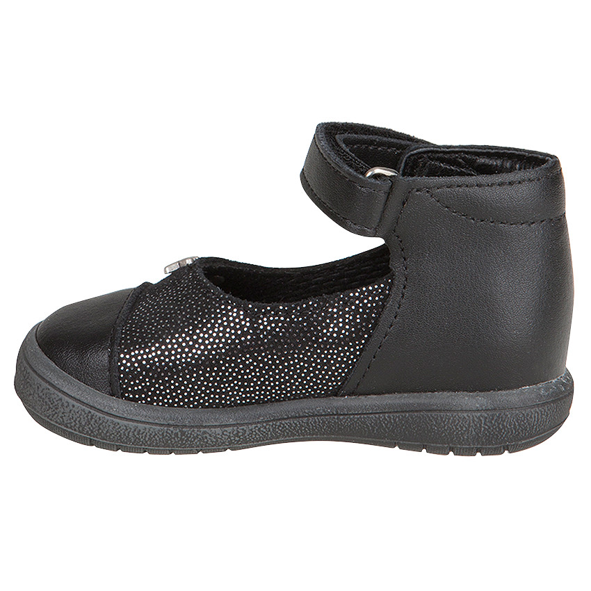 Zapatos merceditas de cuero de color negro con remaches con strass 