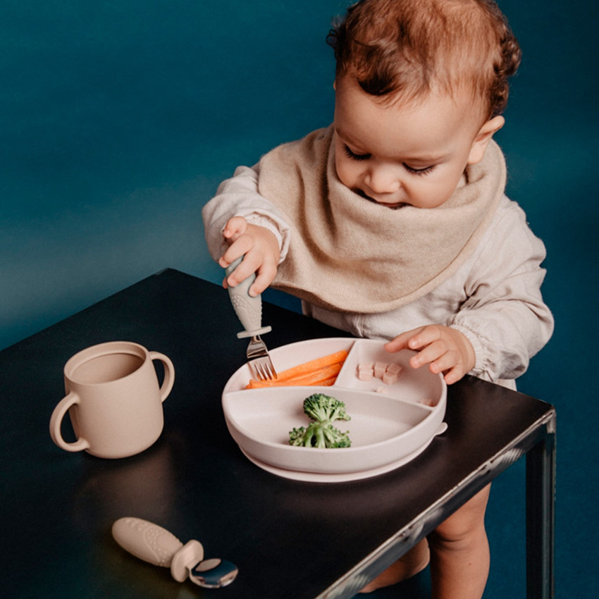 Plato aprendizaje de silicona con divisiones y ventosa Colour Essence beige 