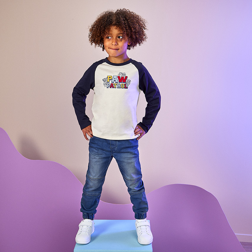 Jeans jogger efecto desgastado para niño  Additional Jeans jogger efecto desgastado para niño