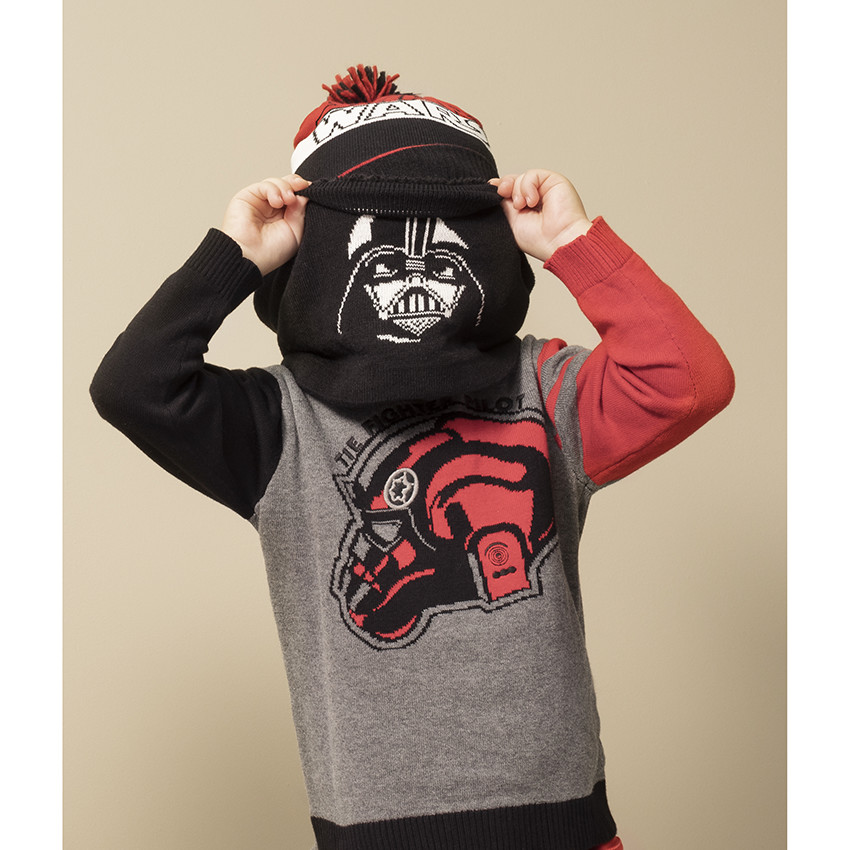 Pull en tricot tricolore motif casque Star Wars  Additional Pull en tricot tricolore motif casque Star Wars