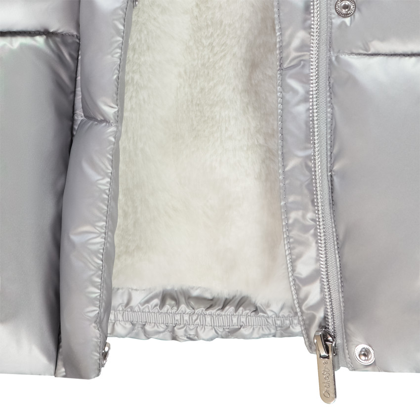 Chaqueta acolchada con capucha de tejido iridiscente forrada en sherpa para niña 