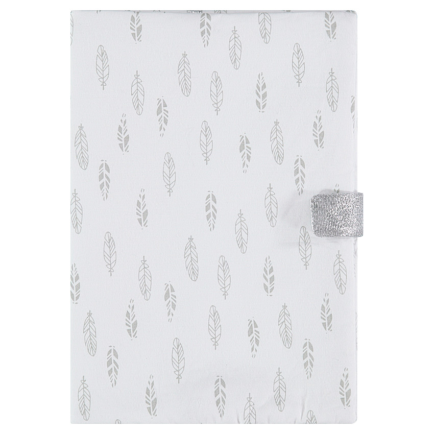Funda para cartilla de salud con dibujo de plumas plateadas 