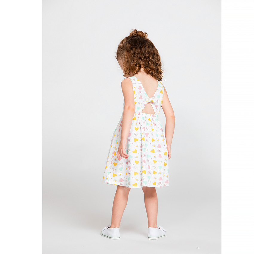 Vestido motivos gráficos y corazones 