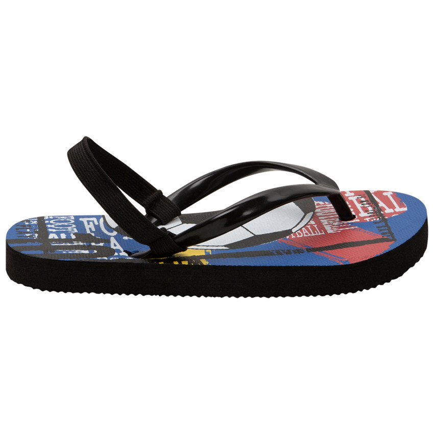Chanclas con tira negra y estampado de balón de fútbol 