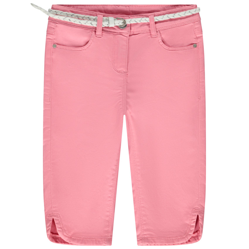 Pantacourt liso con cinturón trenzado para niña 