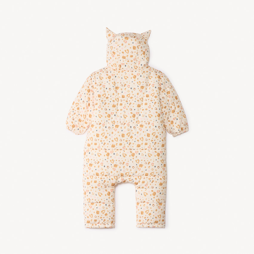 Pelele piloto con estampado fantasía para bebé niña con acabados diferentes según la edad 