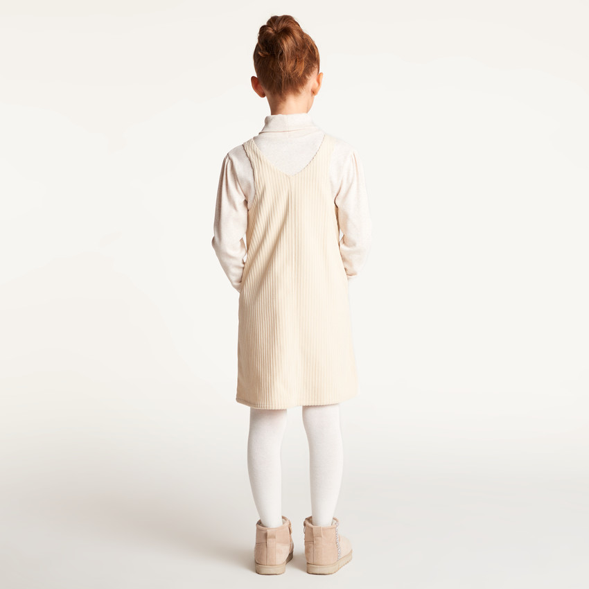Vestido tipo peto para niña en pana acolchada 