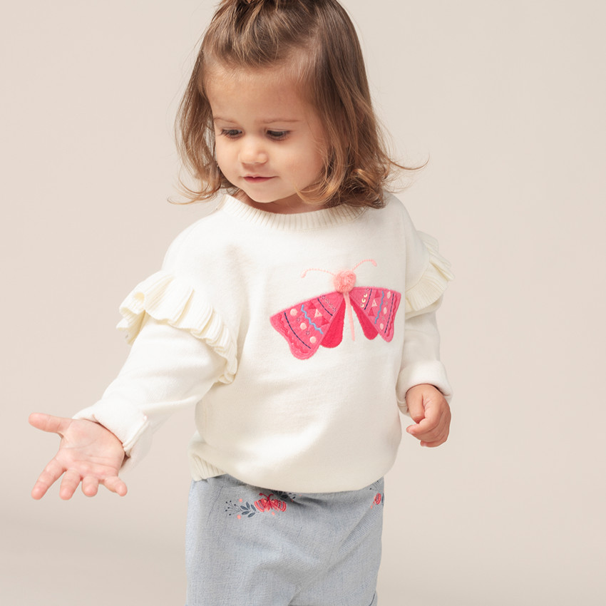 Jersey de punto fino con mangas con volantes y mariposa bordada 