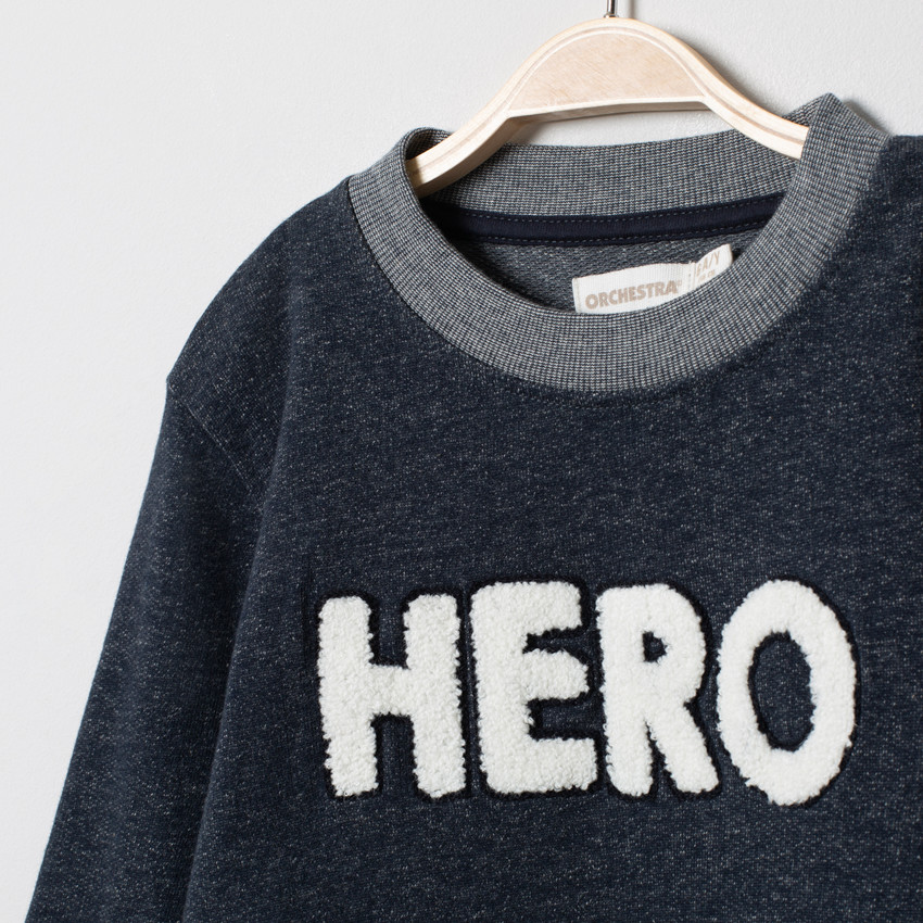 Sudadera de felpa con inscripciones   Additional Sudadera de felpa con inscripciones