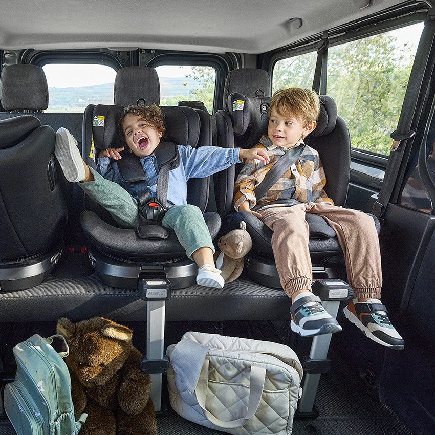 Silla de auto P4One i-Size Isofix grupo 0+/1/2/3 Negro  Additional Silla de auto P4One i-Size Isofix grupo 0+/1/2/3 Negro