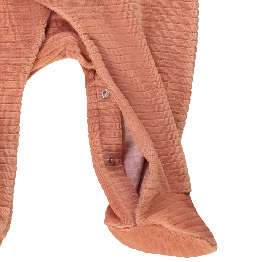 Pelele de terciopelo con patch de hipopótamo para bebé 