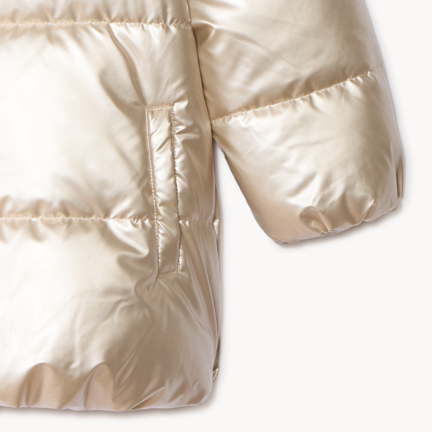 Chaqueta acolchada con capucha de tela iridiscente forrada de sherpa para niña  Additional Chaqueta acolchada con capucha de tela iridiscente forrada de sherpa para niña