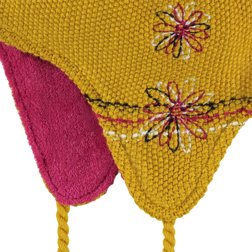 Conjunto de gorro y bufanda de punto con dibujo de jacquard 