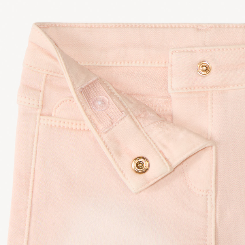 Short uni efecto denim con bolsillo corazón para bebé niña 