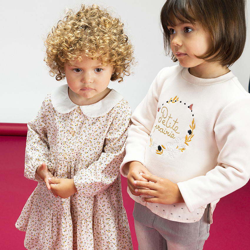 Vestido de manga larga con cuello babero y con estampado floral para bebé niña 