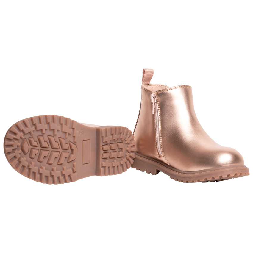 Botines Chelsea nacarados rosas para niña. 