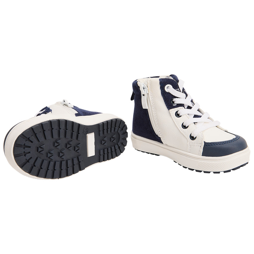Botines con detalles de terciopelo para bebé niño  Additional Botines con detalles de terciopelo para bebé niño
