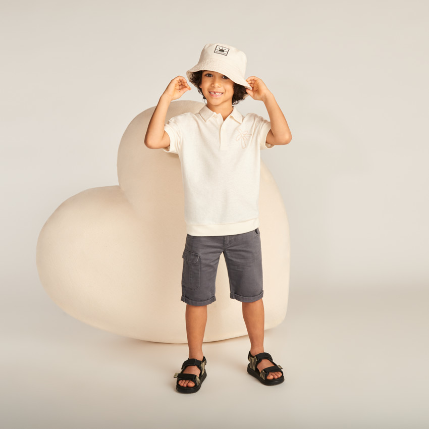 Sombrero liso con bordado de sol para niño 
