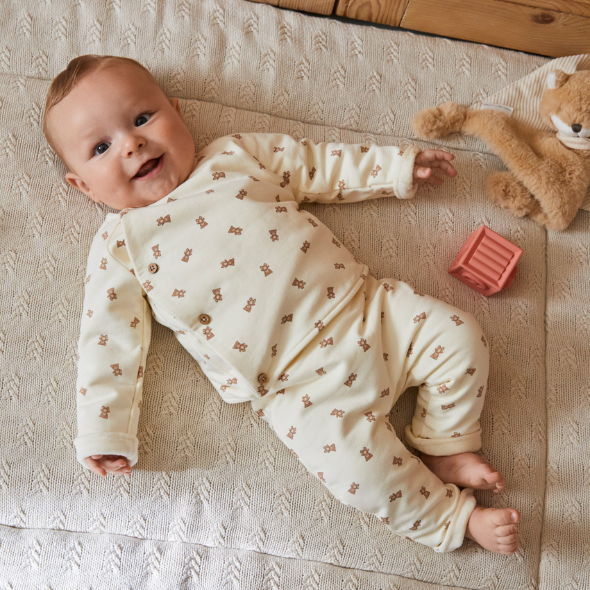 Conjunto de chándal para bebé niño con estampado de oso. 