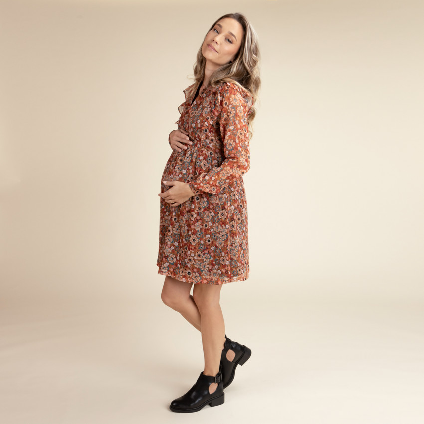 Vestido de embarazo y lactancia con estampado floral 