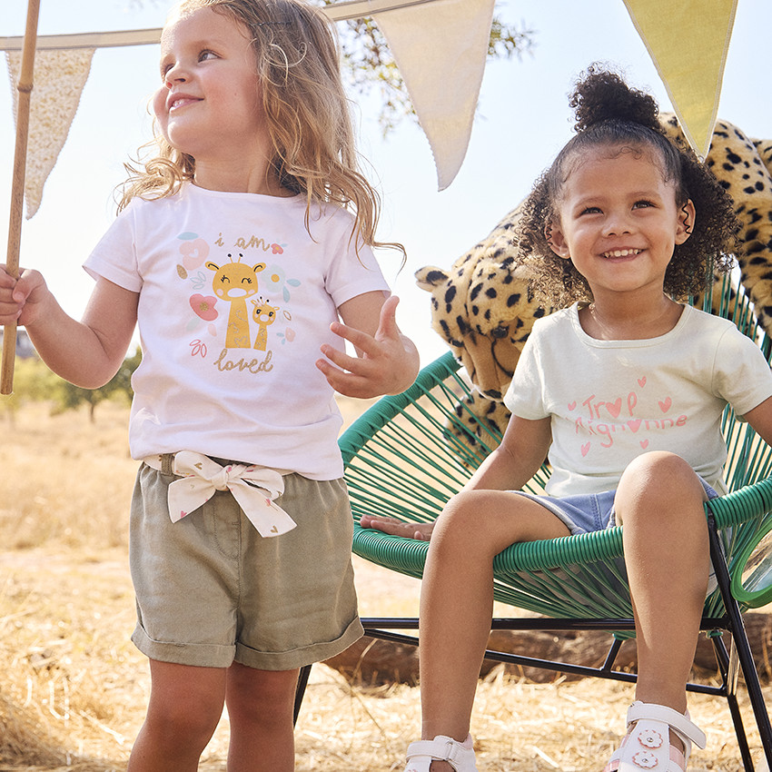 Camiseta manga corta print fantasía para bebé niña 
