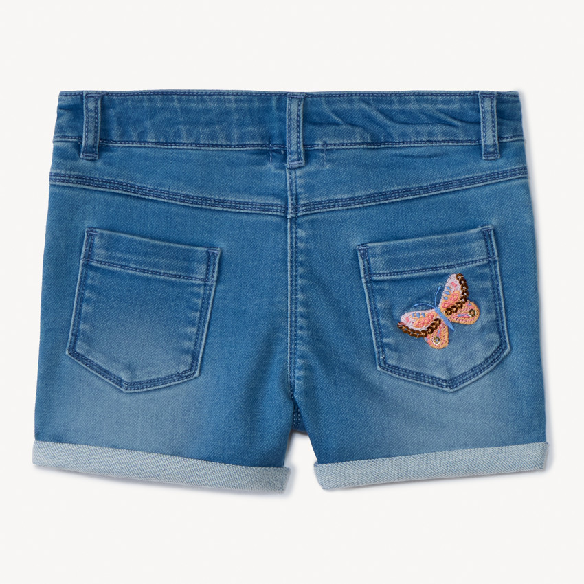 Short vaquero con bordados y lentejuelas para niña 
