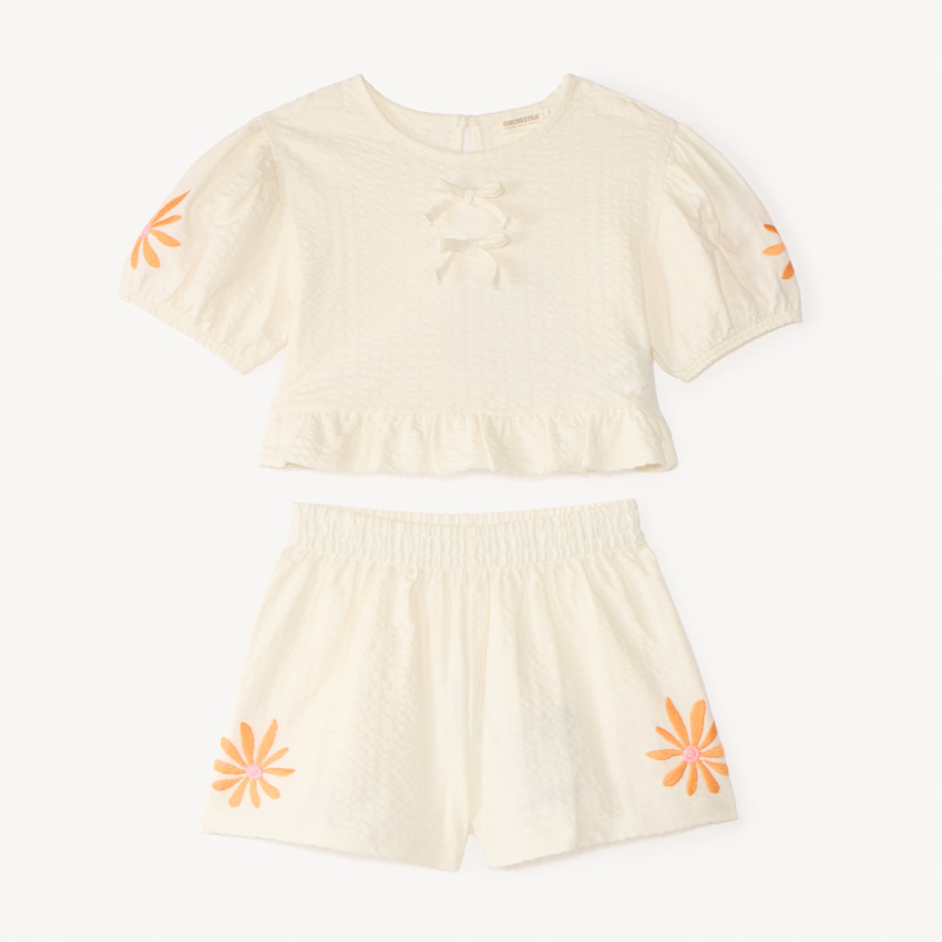 Conjunto corto de 2 piezas de tejido seersucker para niña. 