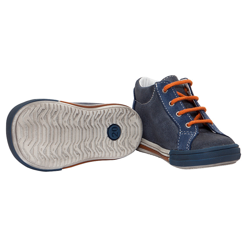 Botines de cuero con inscripción estampada 