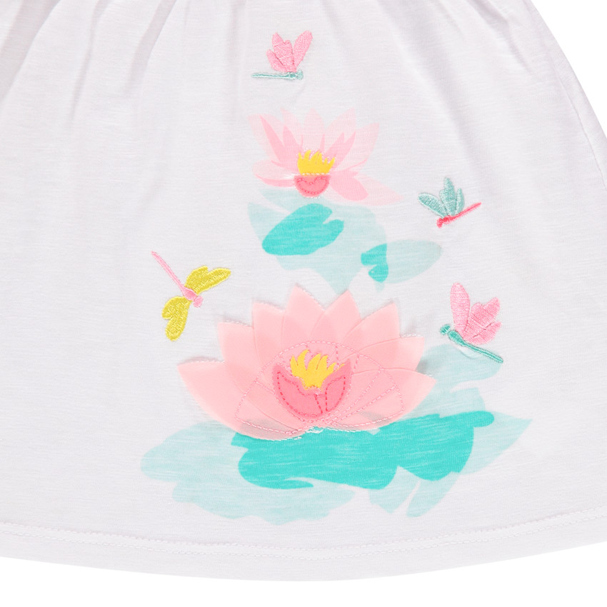 Conjunto con Camiseta de flores y pantalon corto liso  Additional Conjunto con Camiseta de flores y pantalon corto liso